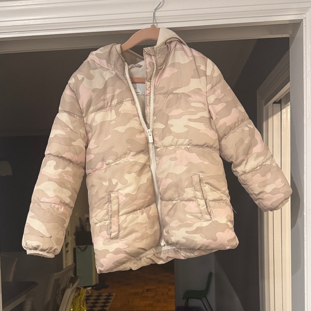 Girls Old Navy Pink Camouflage Puffer Jacket